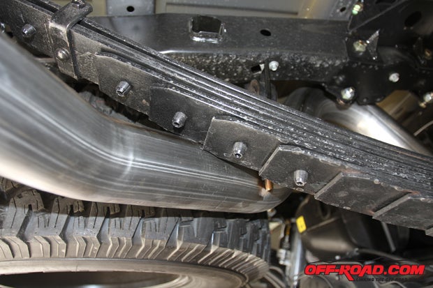 Although the exhaust initially rubbed on the upgraded Deaver leaf springs, once properly tightened the exhaust cleared the spring. 