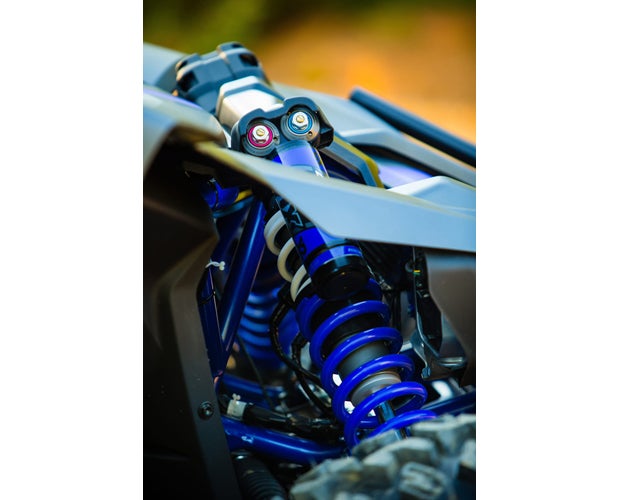The adjustability of the FOX X2 internal bypass shocks are a huge plus on this machine.
