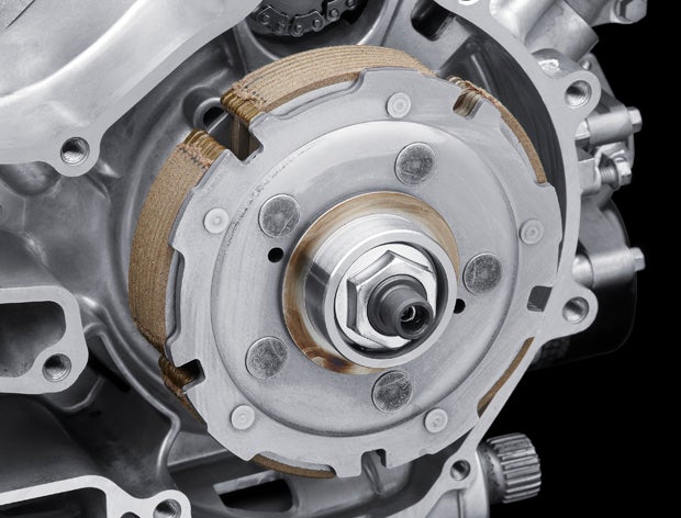 The centrifugal clutch helps provides smooth operation for the Teryx4 on the trails. 