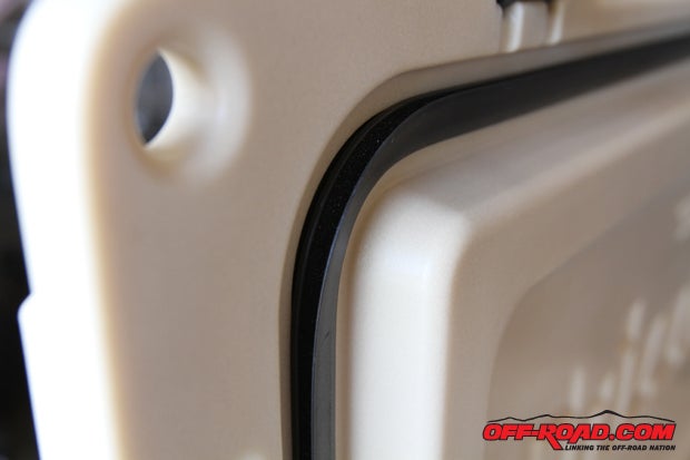Grizzlys patented BearClaw Latches help keep the cooler closed, but its the internal rubber gasket that provides a solid seal to keep the cool in. 